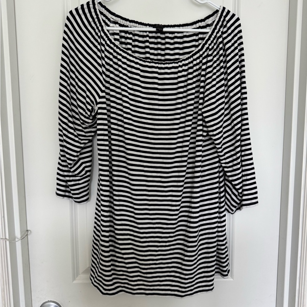 Elegant Striped Women's Blouse